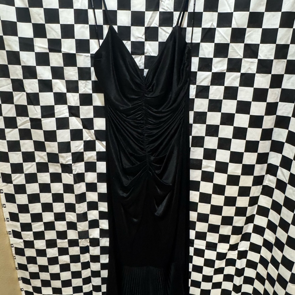 City Triangles Black Ruched Sundress with Spaghetti Straps for Cocktail